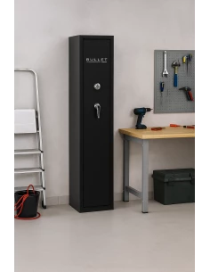 armoire-1-9-fusils-Armoire À Fusils Bordogna Bullet 3C Serrure À Clé installé dans un garage